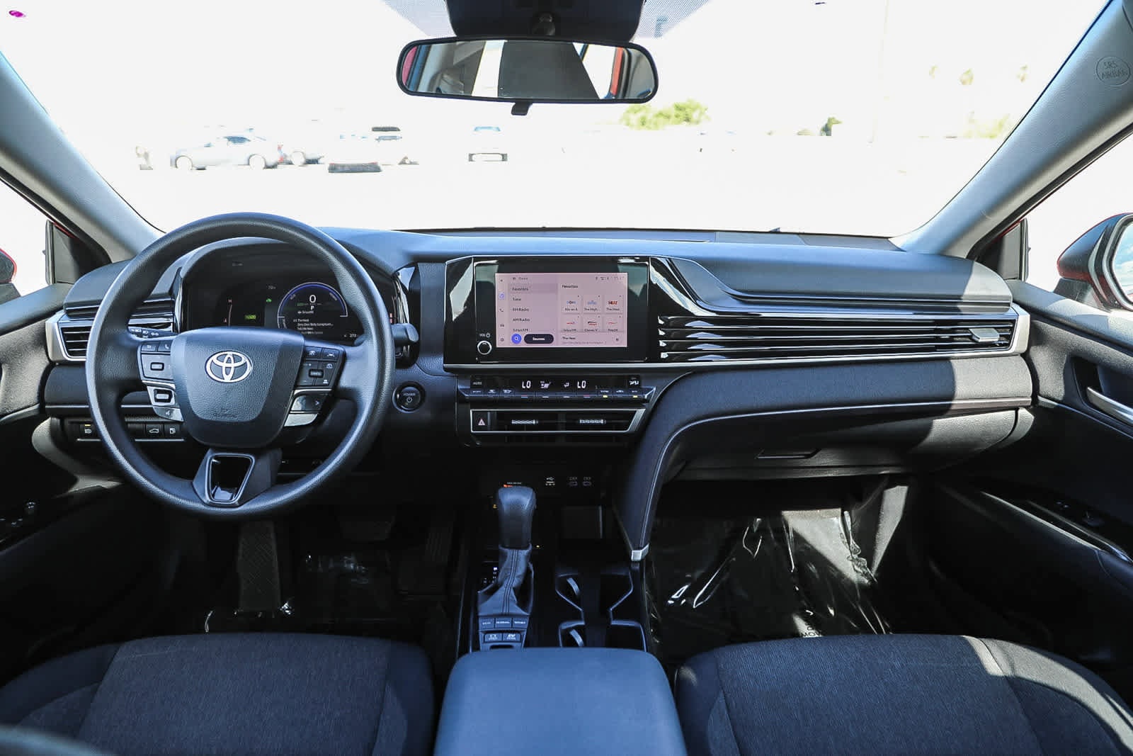 Thumbnail: 2025 Toyota Camry - 13