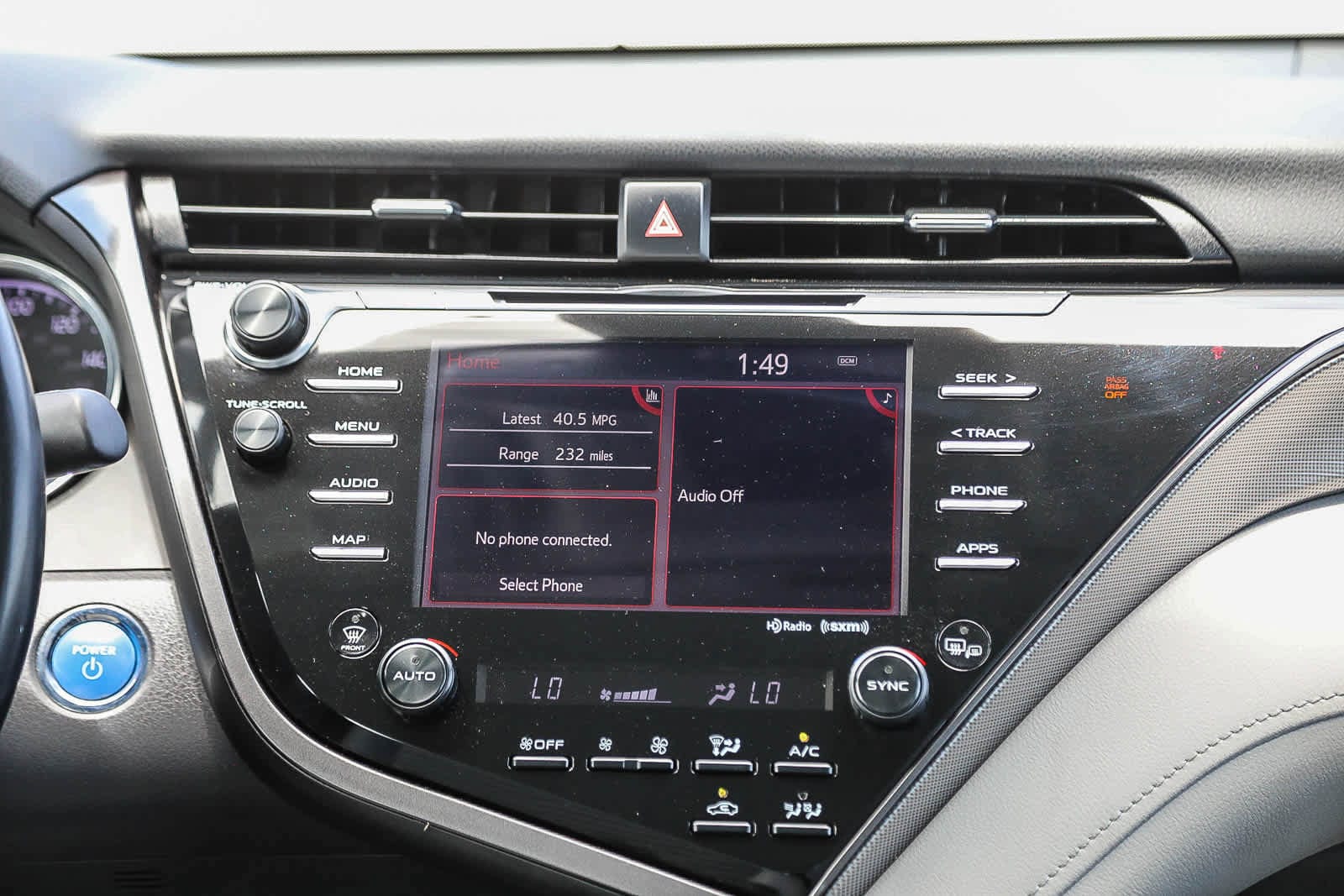 Thumbnail: 2019 Toyota Camry - 14