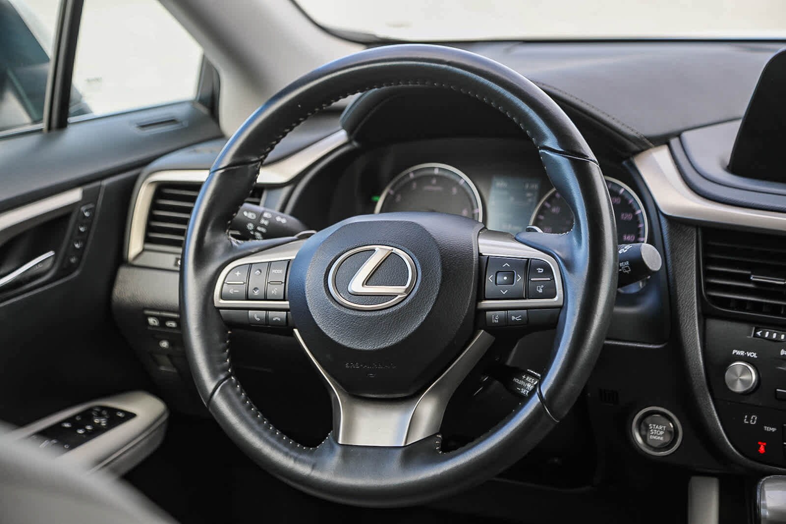 Thumbnail: 2022 Lexus RX - 15