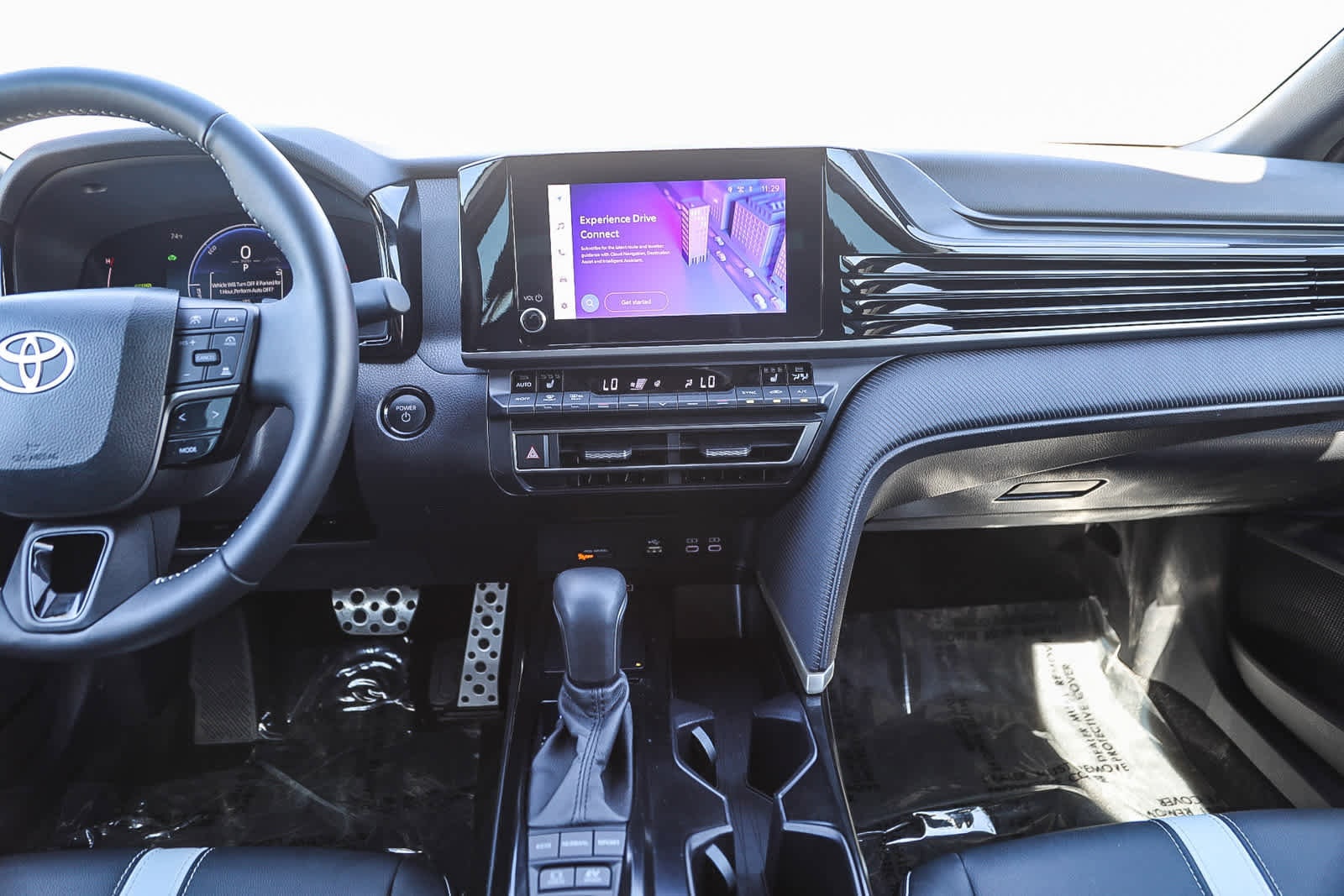 Thumbnail: 2025 Toyota Camry - 13