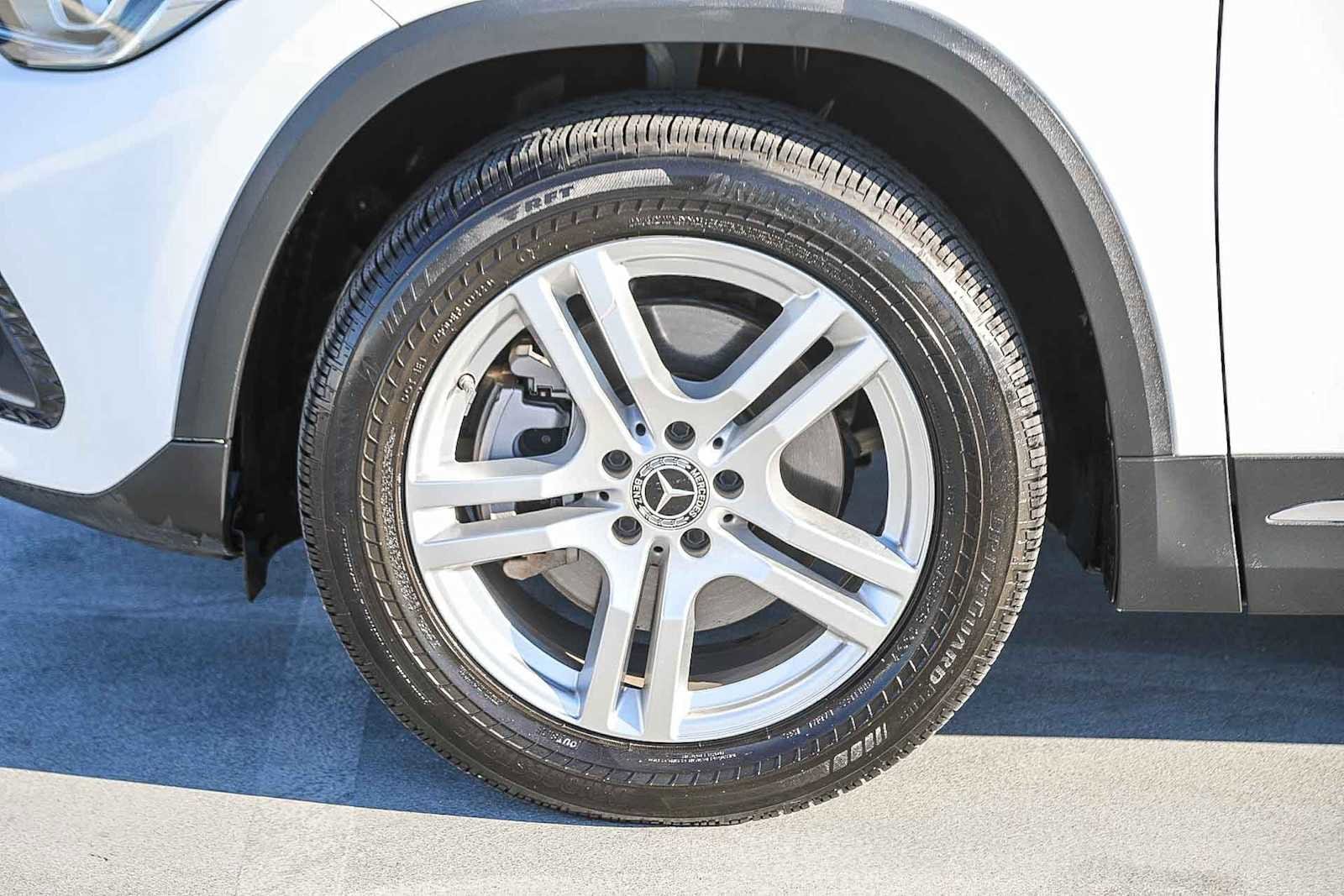 Thumbnail: 2021 Mercedes-Benz GLA - 10