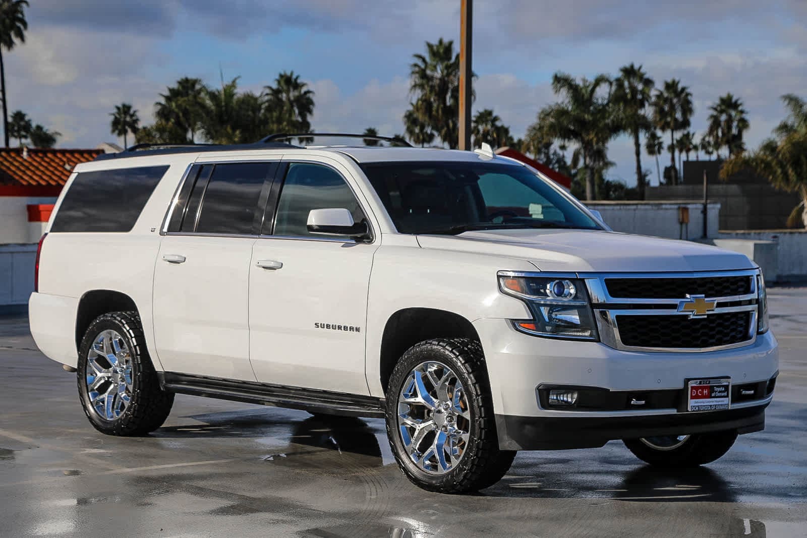 Thumbnail: 2015 Chevrolet Suburban - 3