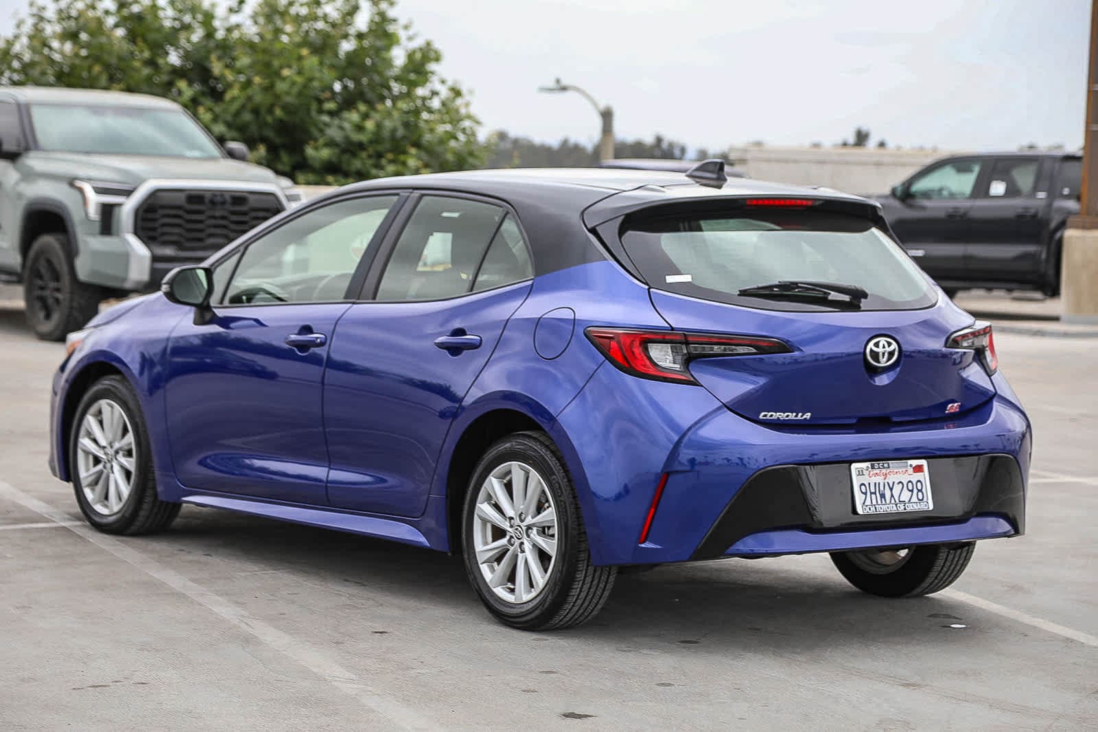 Thumbnail: 2023 Toyota Corolla - 8