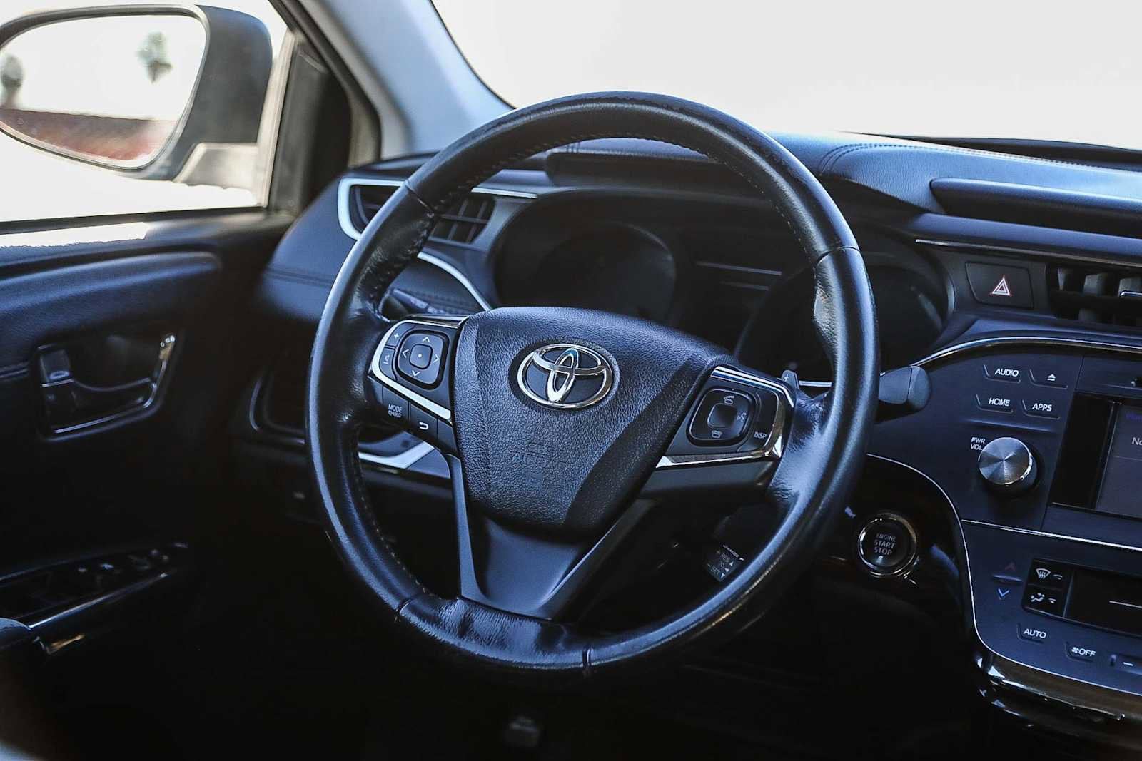 Thumbnail: 2015 Toyota Avalon - 15