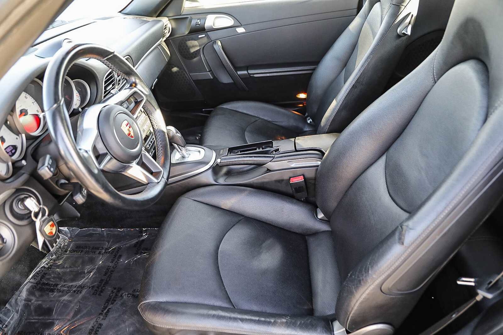 Thumbnail: 2012 Porsche 911 - 17