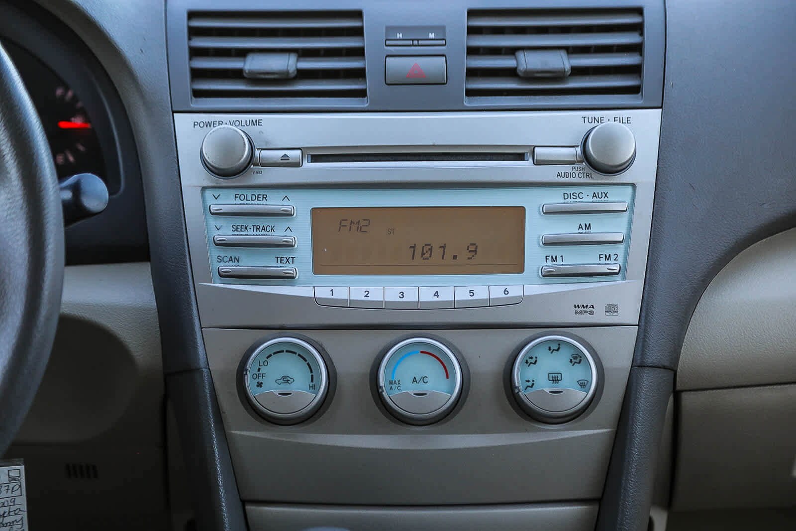 Thumbnail: 2009 Toyota Camry - 14