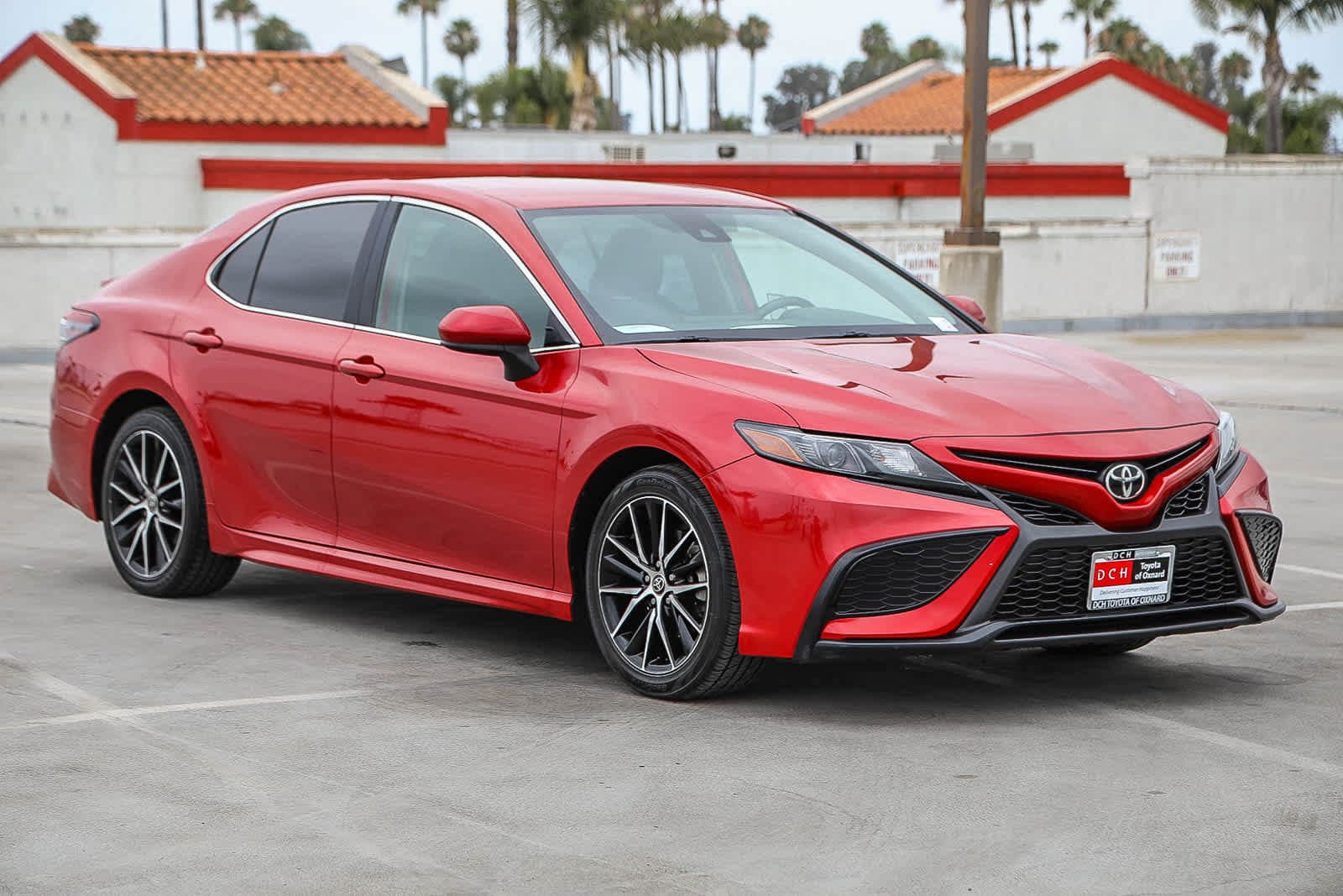 Thumbnail: 2021 Toyota Camry - 3