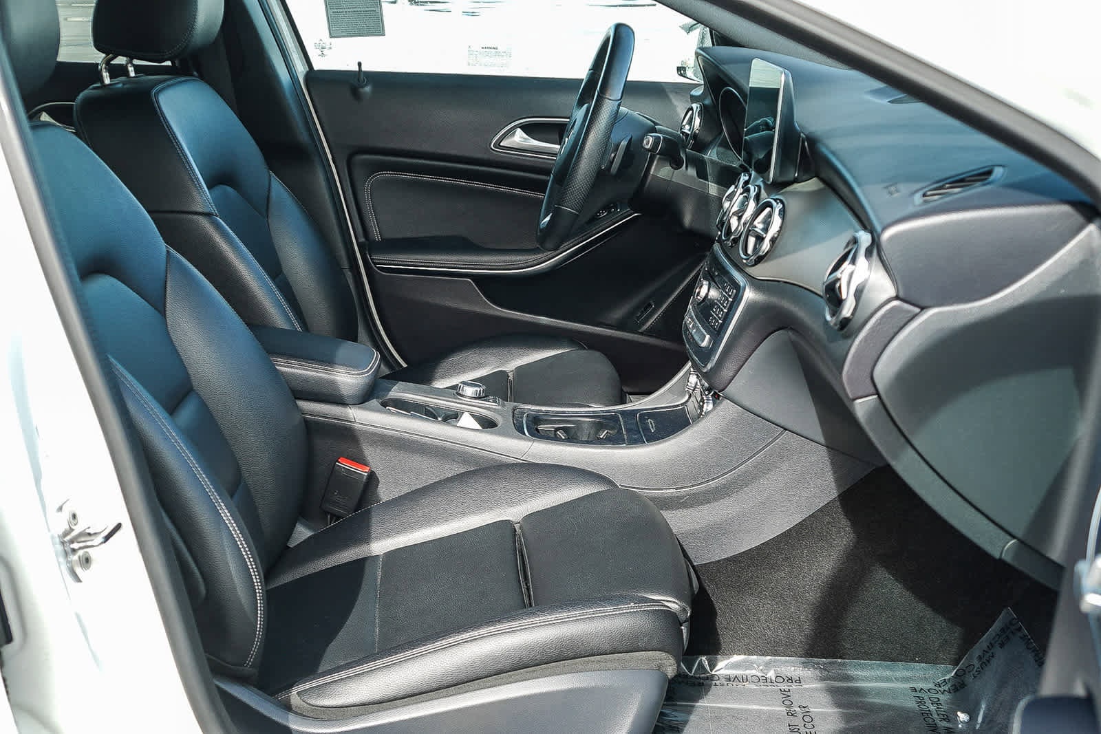 Thumbnail: 2020 Mercedes-Benz GLA - 20