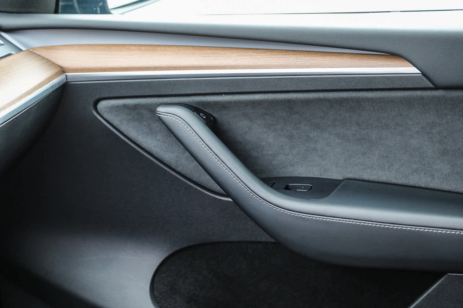 Thumbnail: 2023 Tesla Model Y - 20
