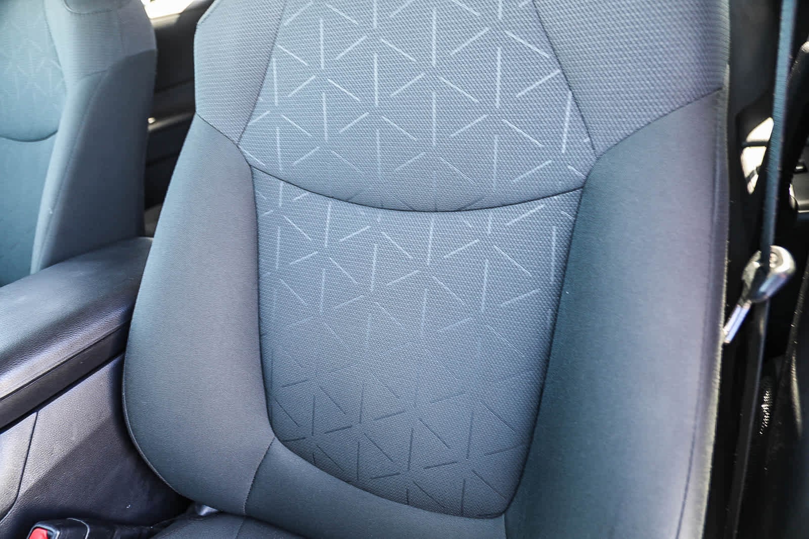 Thumbnail: 2024 Toyota RAV4 - 25