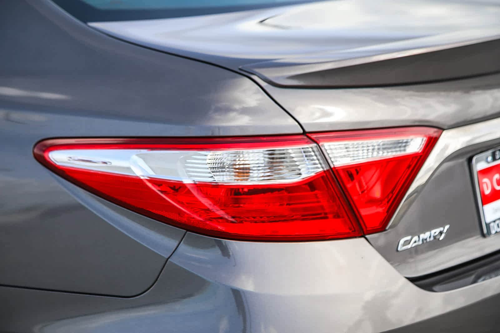 Thumbnail: 2015 Toyota Camry - 9