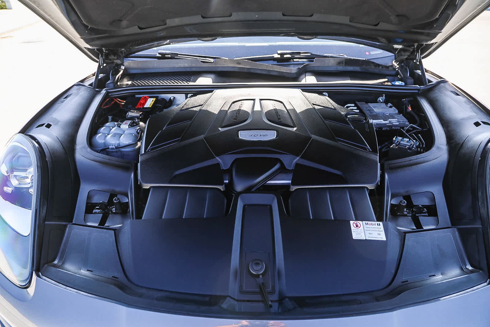 Thumbnail: 2019 Porsche Cayenne - 24