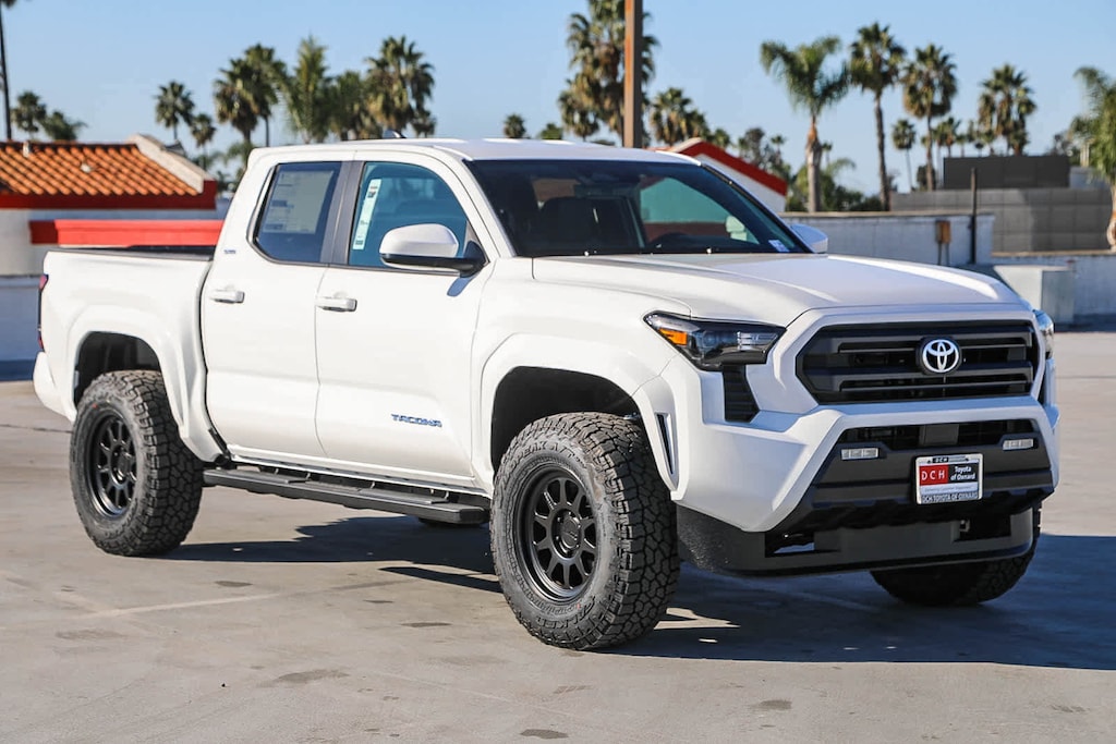 New 2026 Toyota Tacoma SR5 4X4 DOUBLE CAB