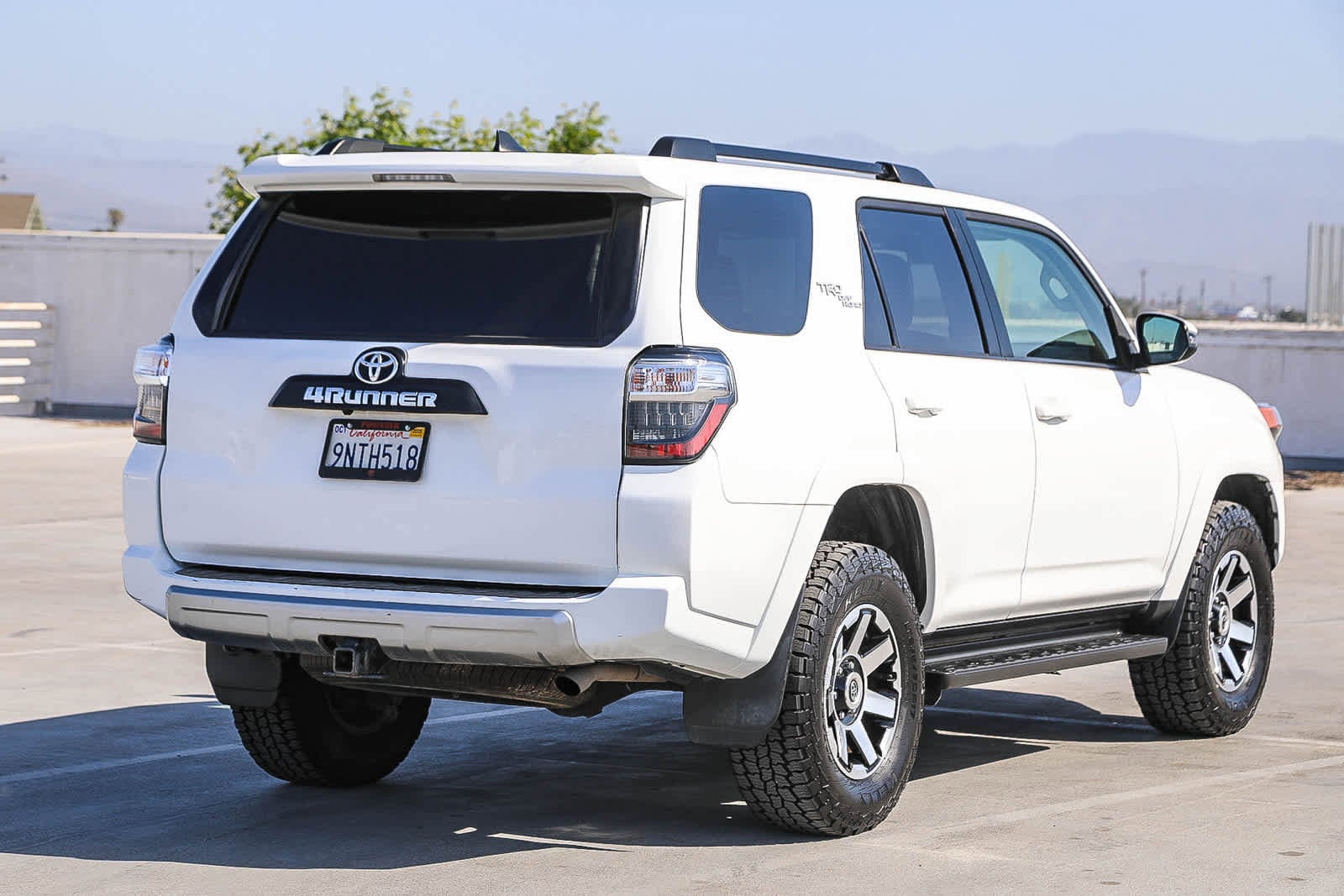 Thumbnail: 2022 Toyota 4Runner - 6
