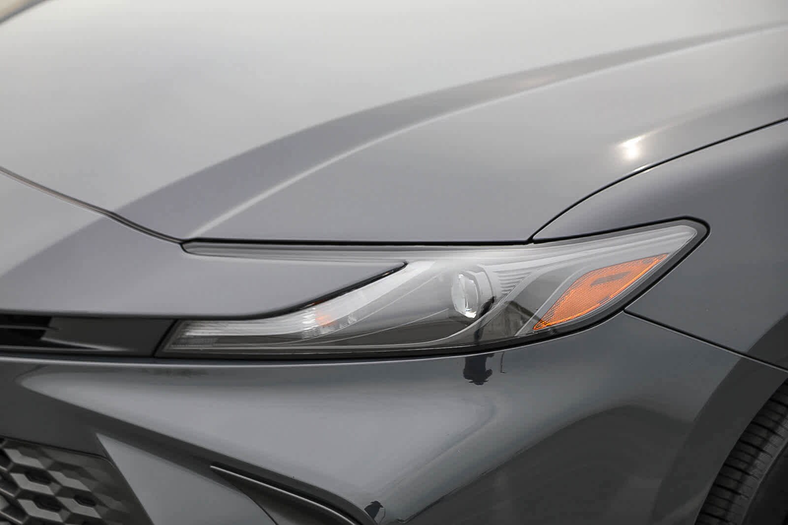 Thumbnail: 2025 Toyota Camry - 9