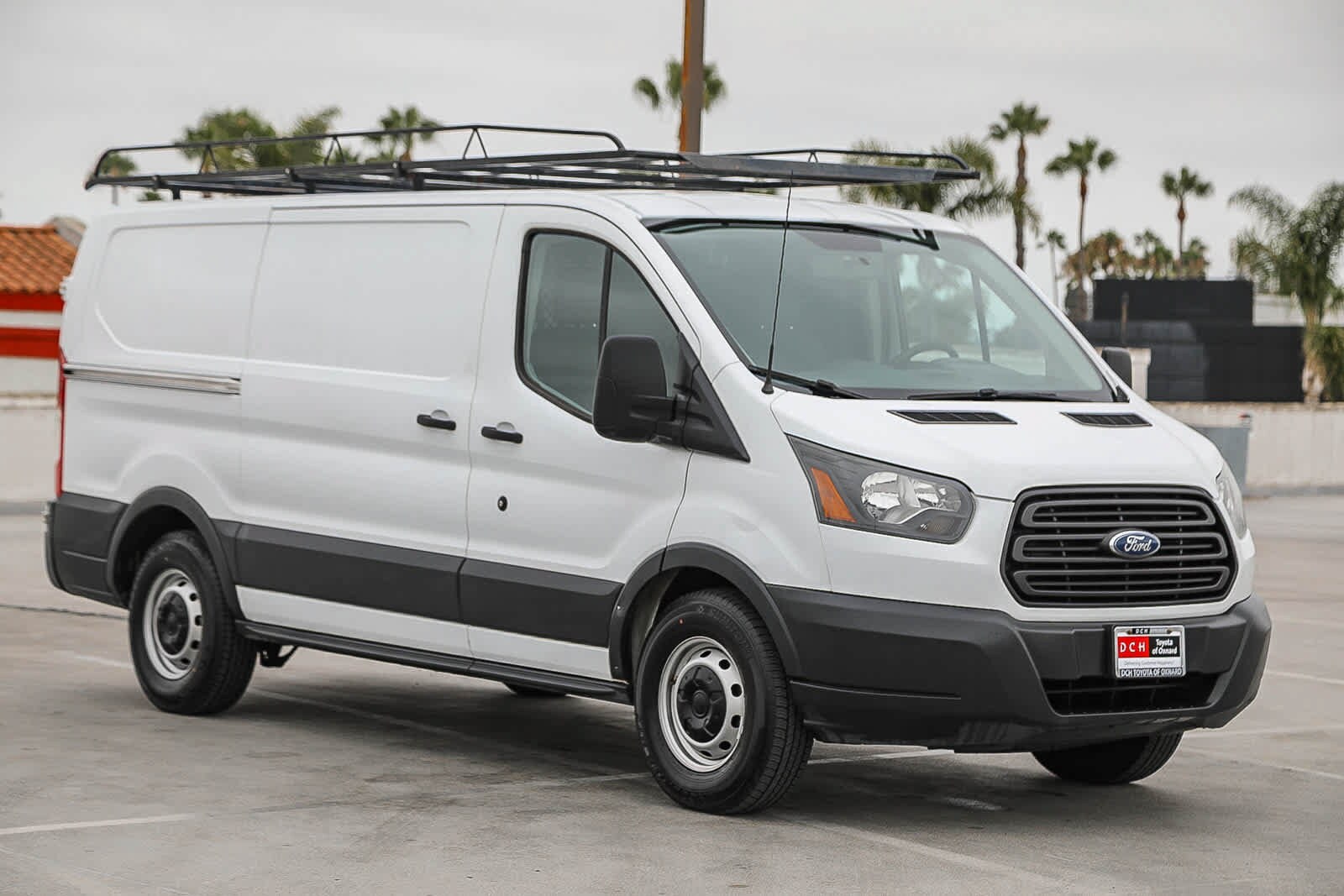 Thumbnail: 2015 Ford Transit Series - 3