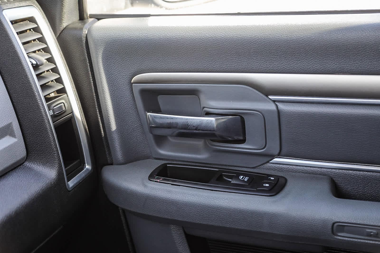 Thumbnail: 2015 RAM 1500 - 21