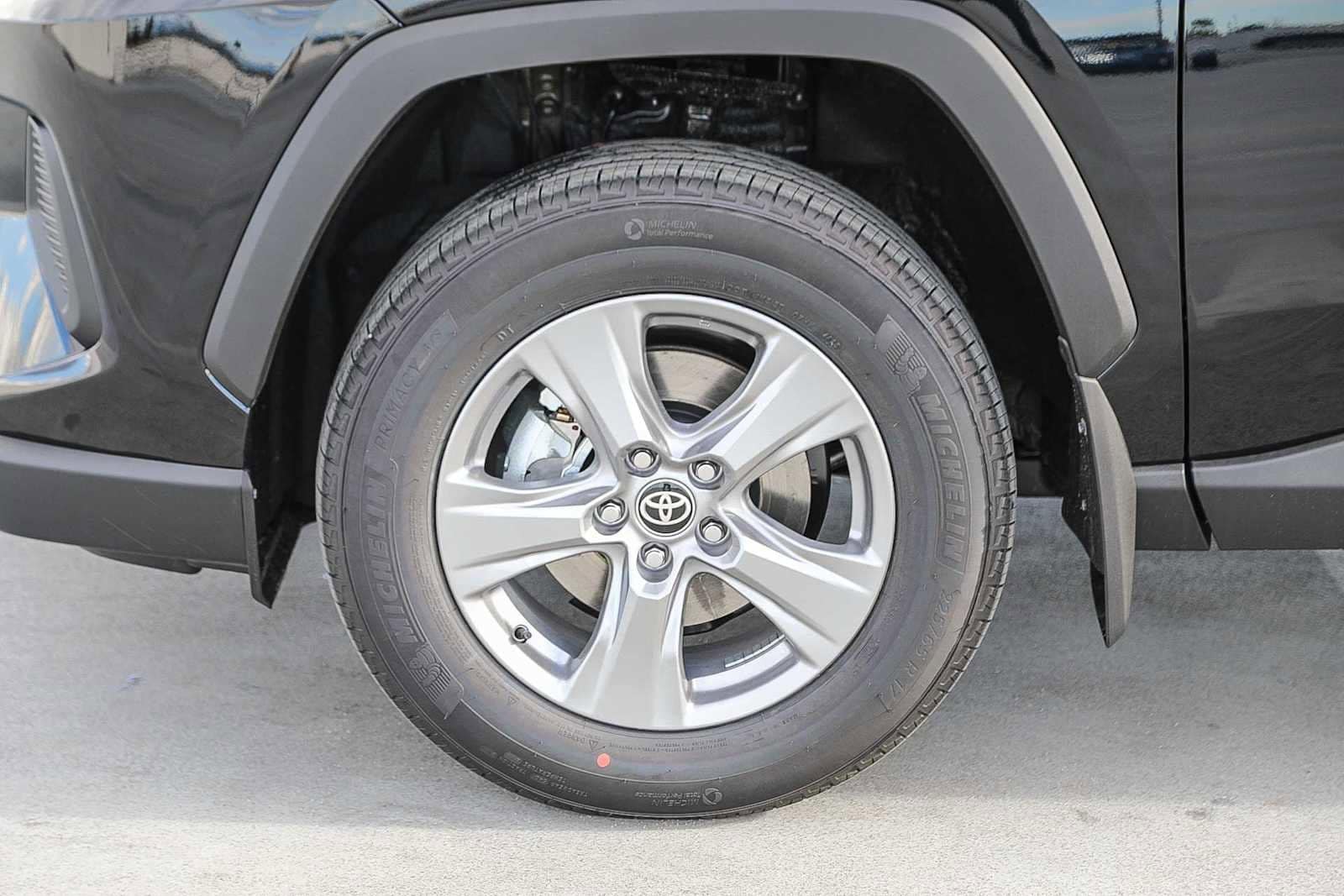 Thumbnail: 2025 Toyota RAV4 - 10