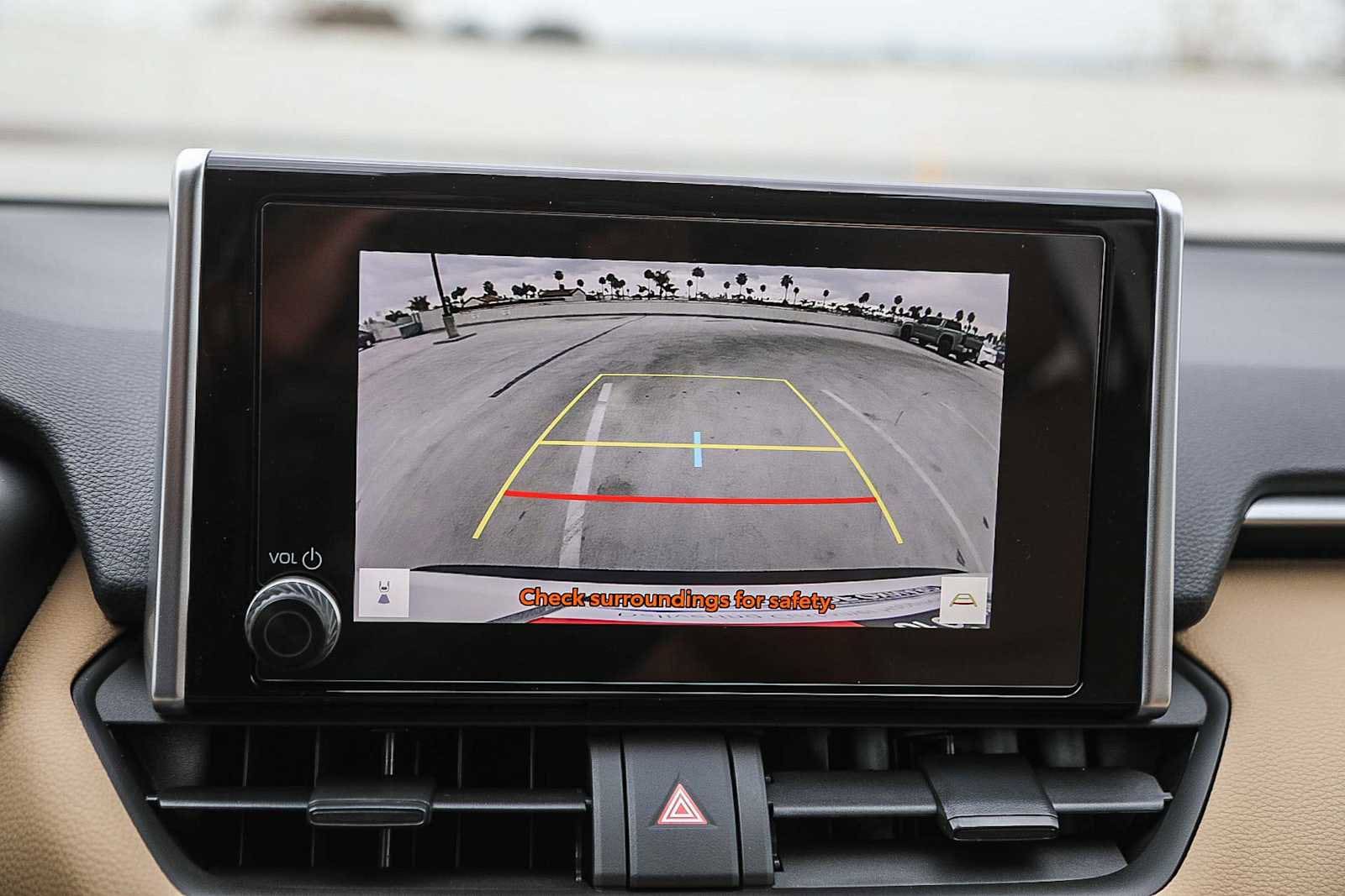 Thumbnail: 2025 Toyota RAV4 - 25