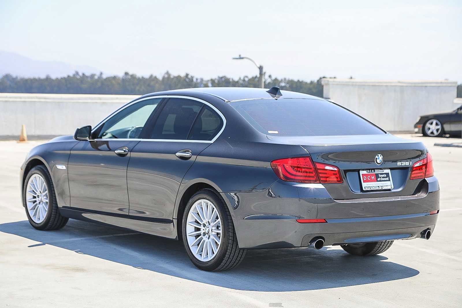 Thumbnail: 2012 BMW 5 Series - 6