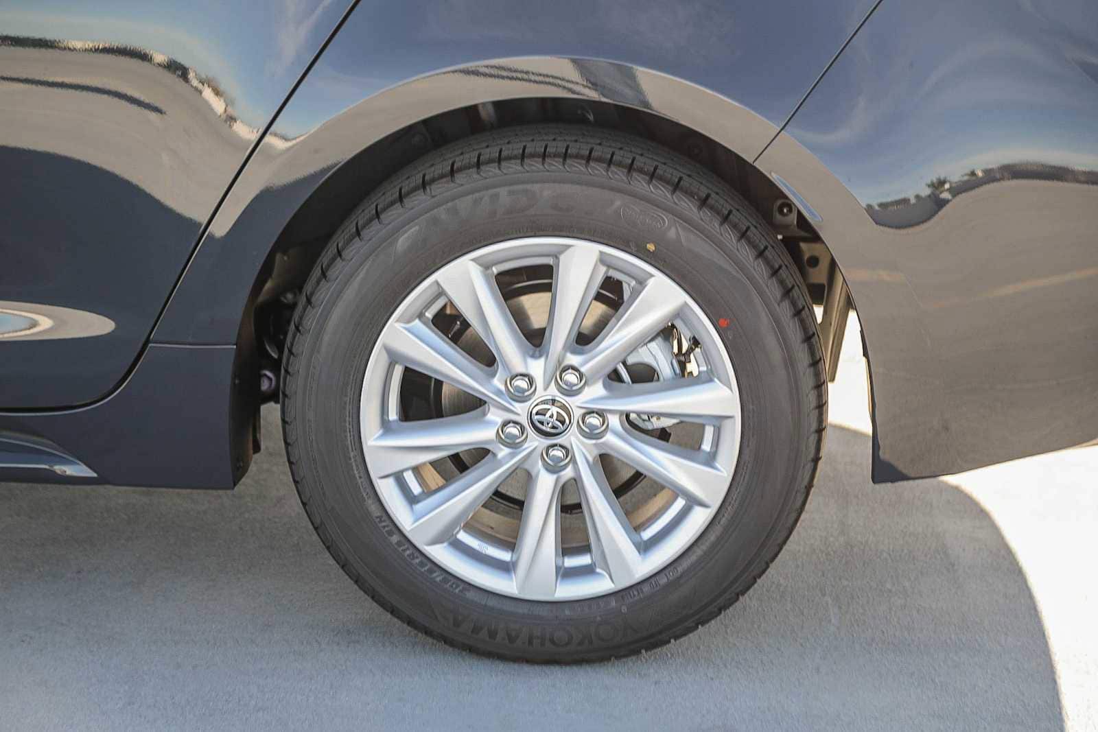 Thumbnail: 2026 Toyota Corolla - 11