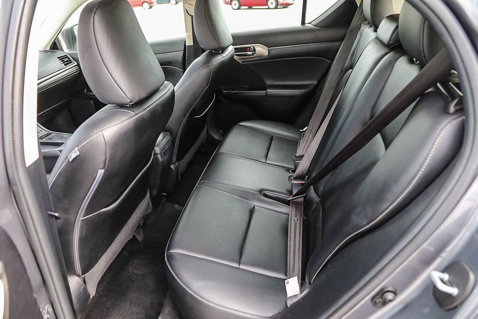 Thumbnail: 2016 Lexus CT - 19