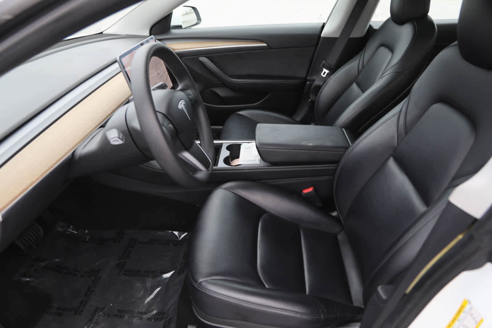 Thumbnail: 2021 Tesla Model 3 - 17