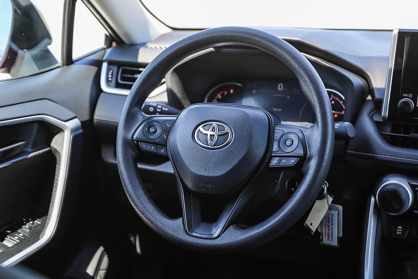 Thumbnail: 2025 Toyota RAV4 - 16