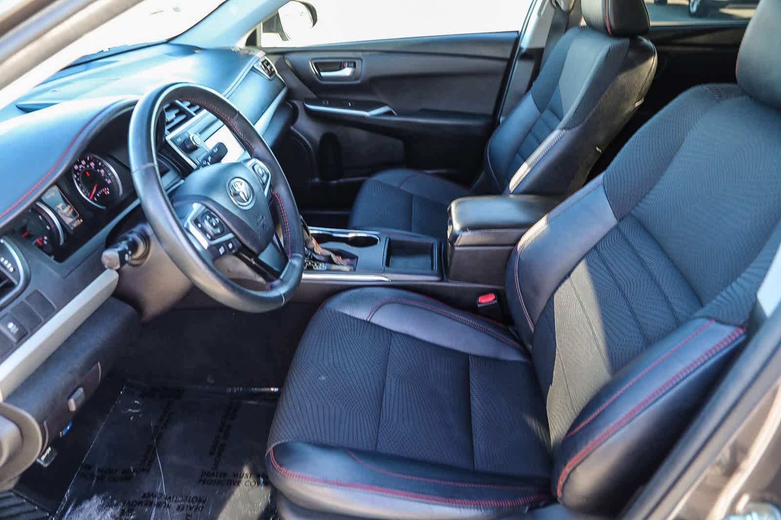 Thumbnail: 2017 Toyota Camry - 17