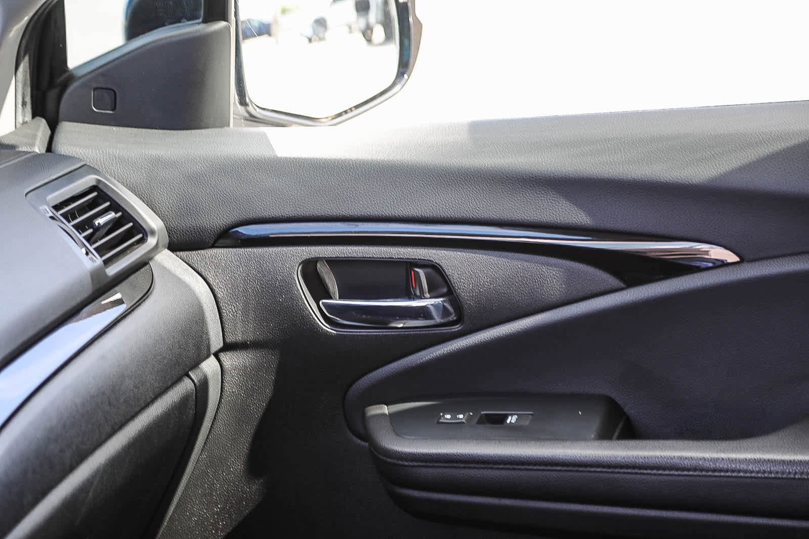 Thumbnail: 2020 Honda Pilot - 21