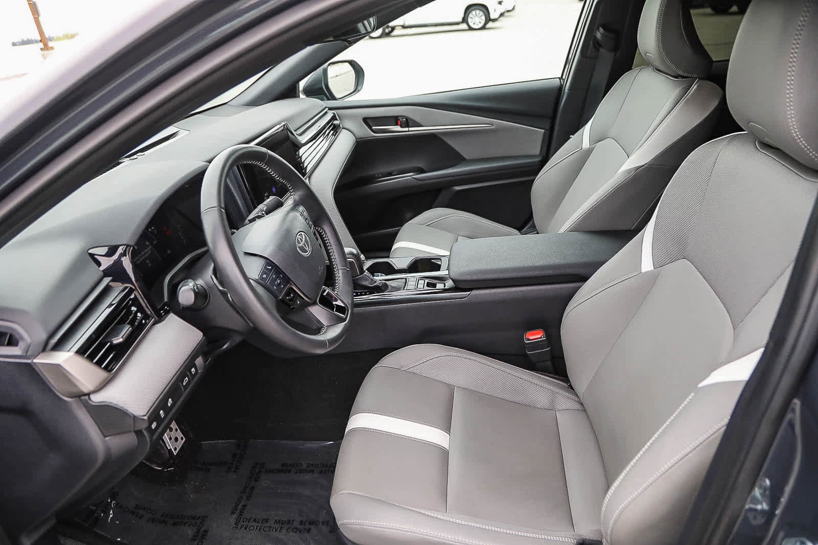 Thumbnail: 2025 Toyota Camry - 18