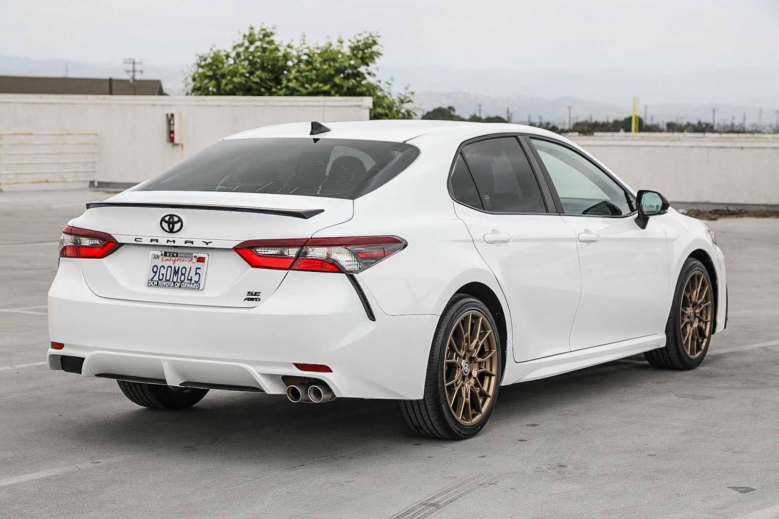 Thumbnail: 2023 Toyota Camry - 6