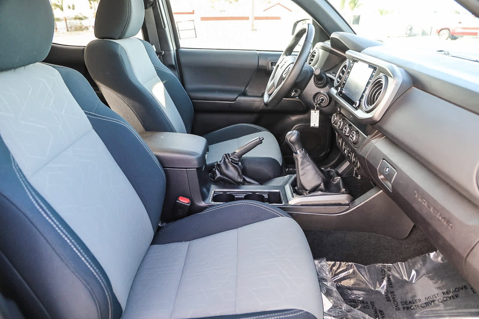 Thumbnail: 2020 Toyota Tacoma - 17