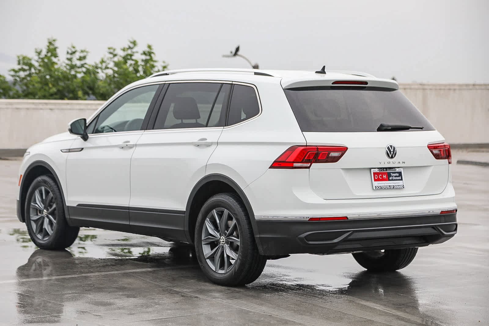 Thumbnail: 2022 Volkswagen Tiguan - 6