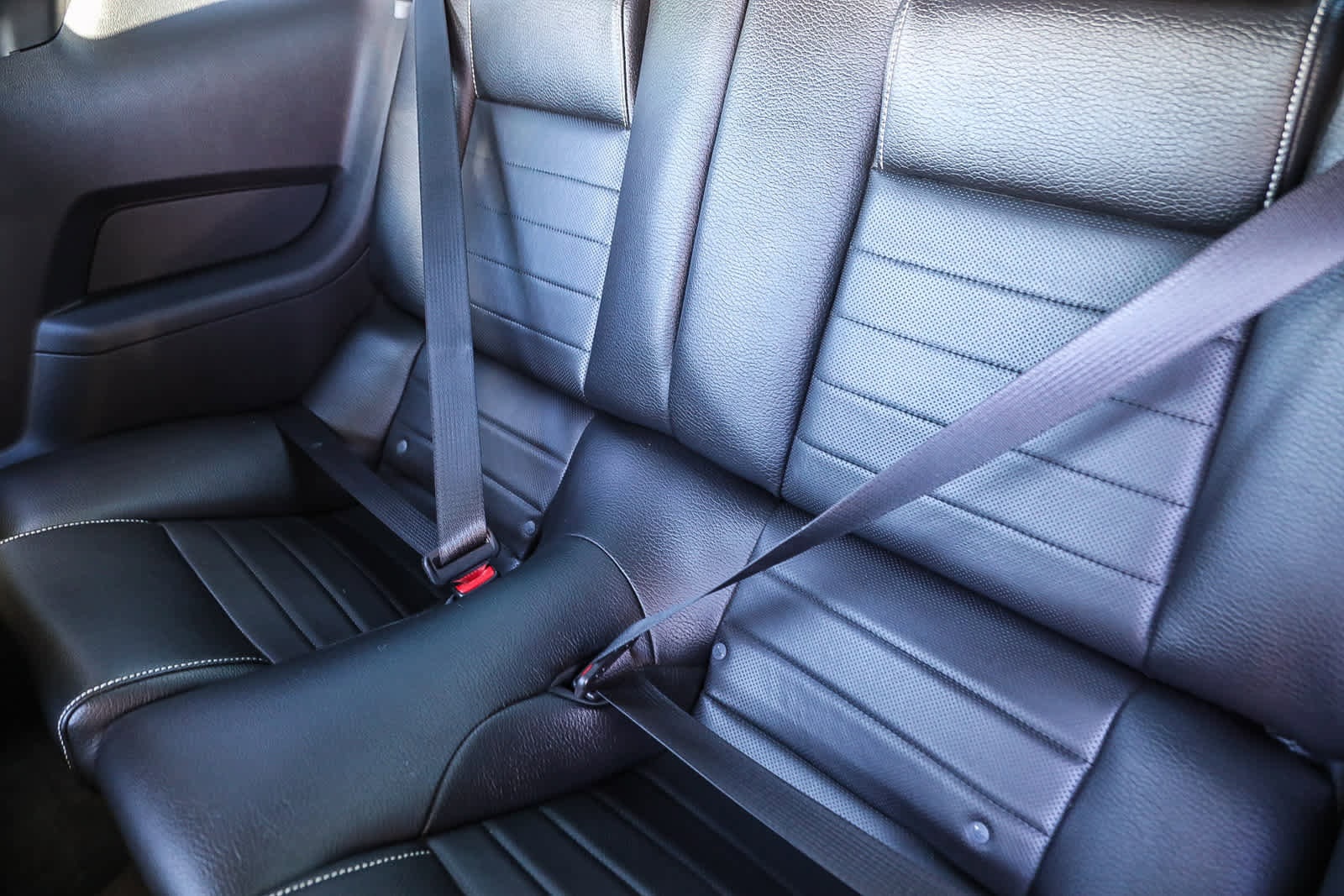 Thumbnail: 2011 Ford Mustang - 19