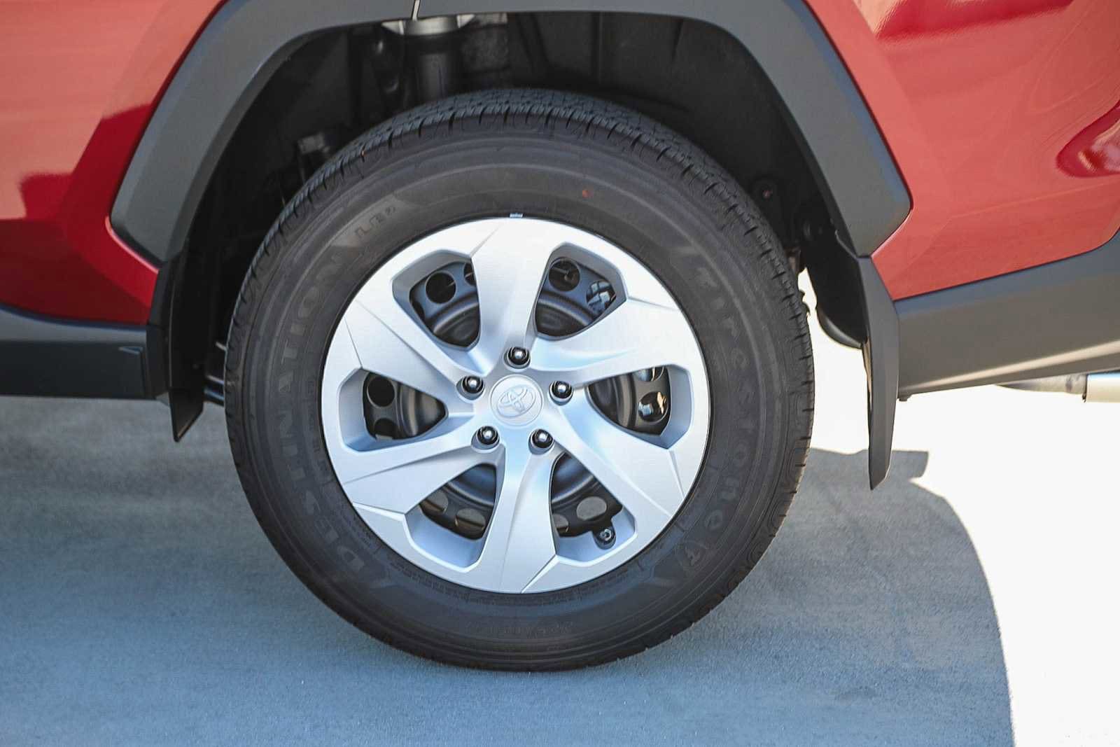 Thumbnail: 2025 Toyota RAV4 - 11