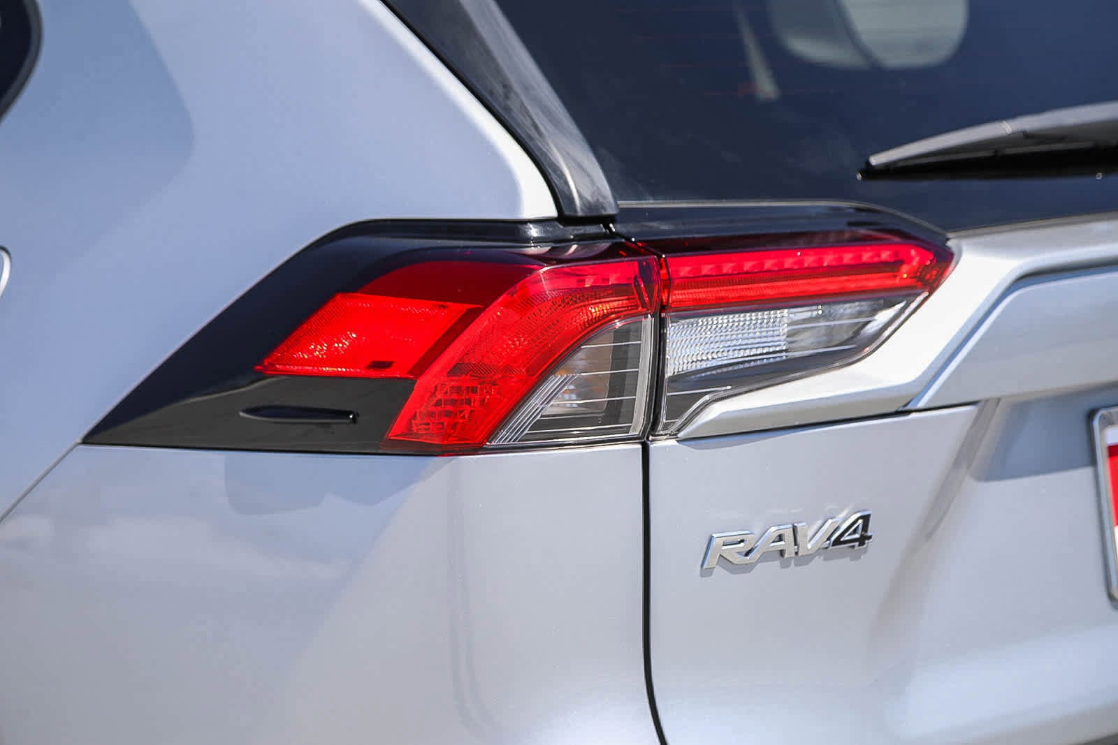 Thumbnail: 2024 Toyota RAV4 - 10