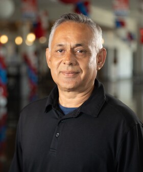 Staff member Chris Perez from ID_be36c1ab3752