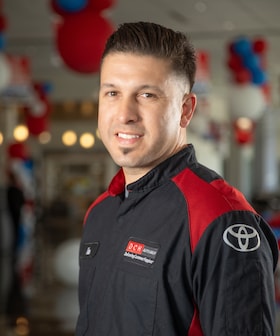 Staff member Max DeSantiago from ID_e3c4ce76af81