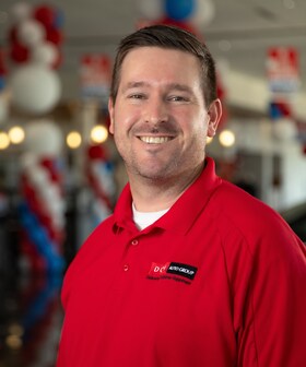 Staff member Robert James from ID_e3c4ce76af81
