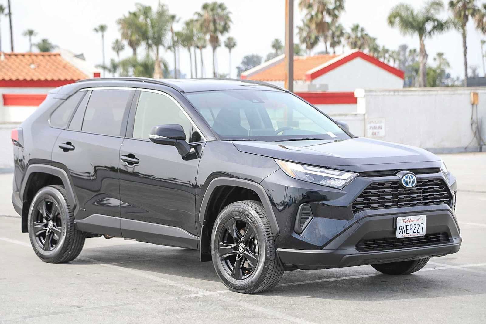 Thumbnail: 2024 Toyota RAV4 - 5