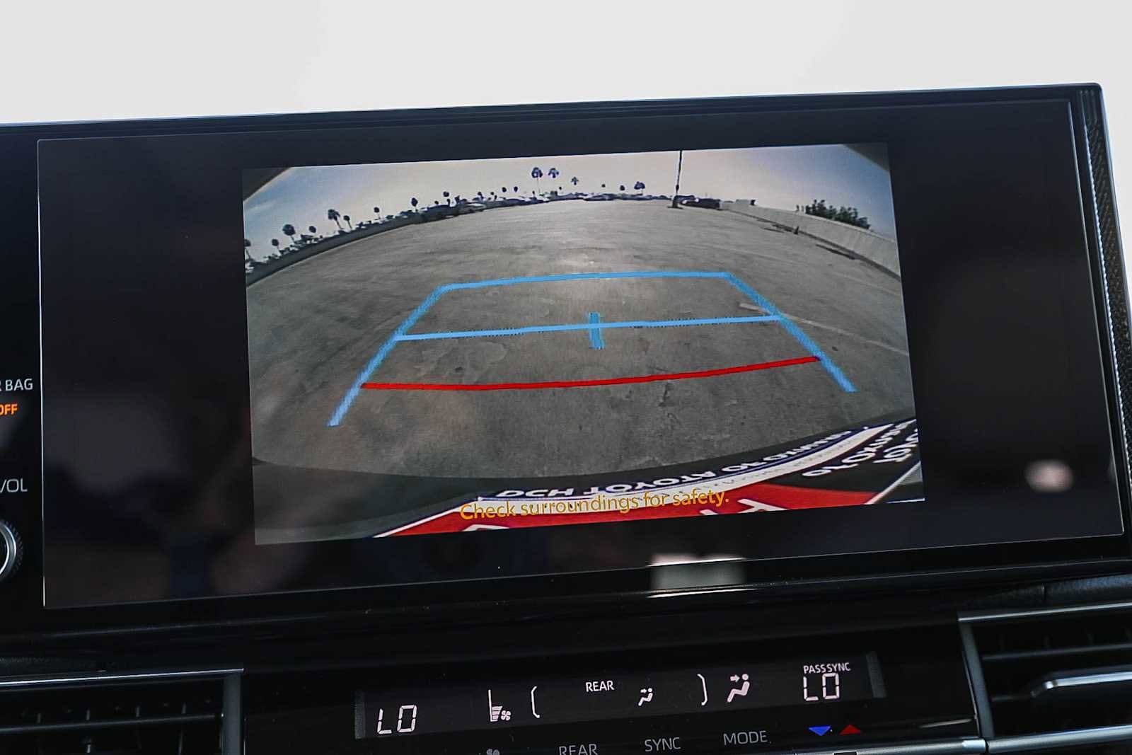 Thumbnail: 2025 Toyota Sienna - 23