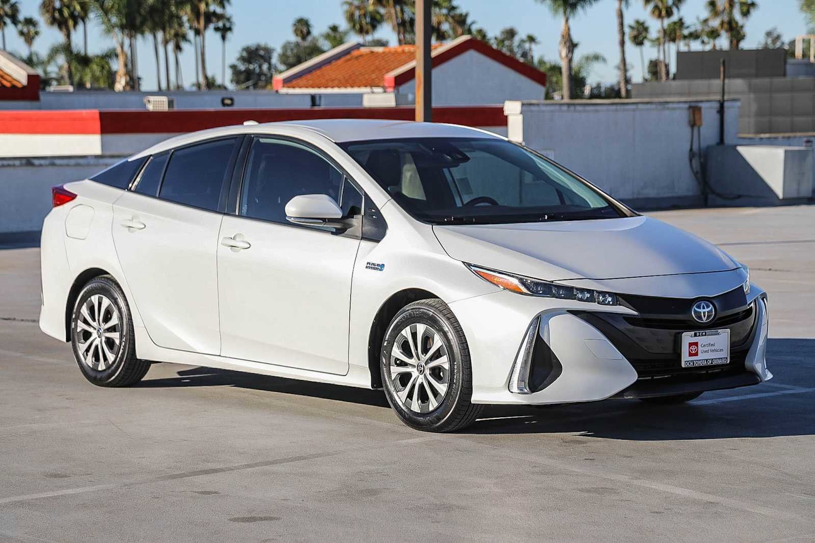 Thumbnail: 2021 Toyota Prius Prime - 4