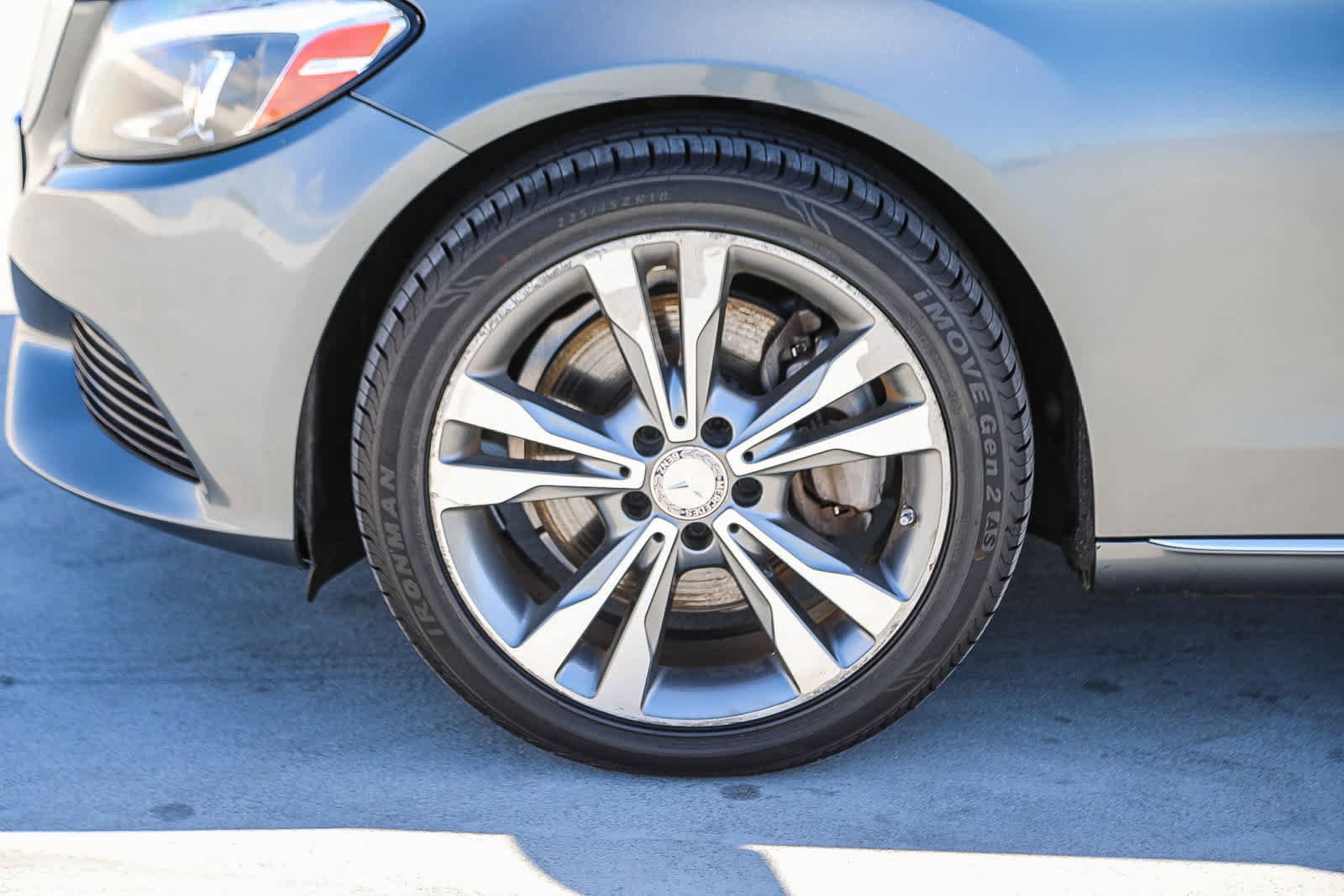 Thumbnail: 2017 Mercedes-Benz C-Class - 10