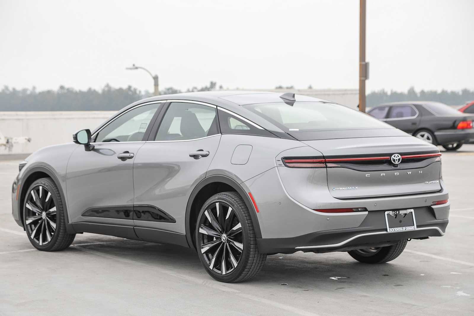 2024 Toyota Crown Platinum 7