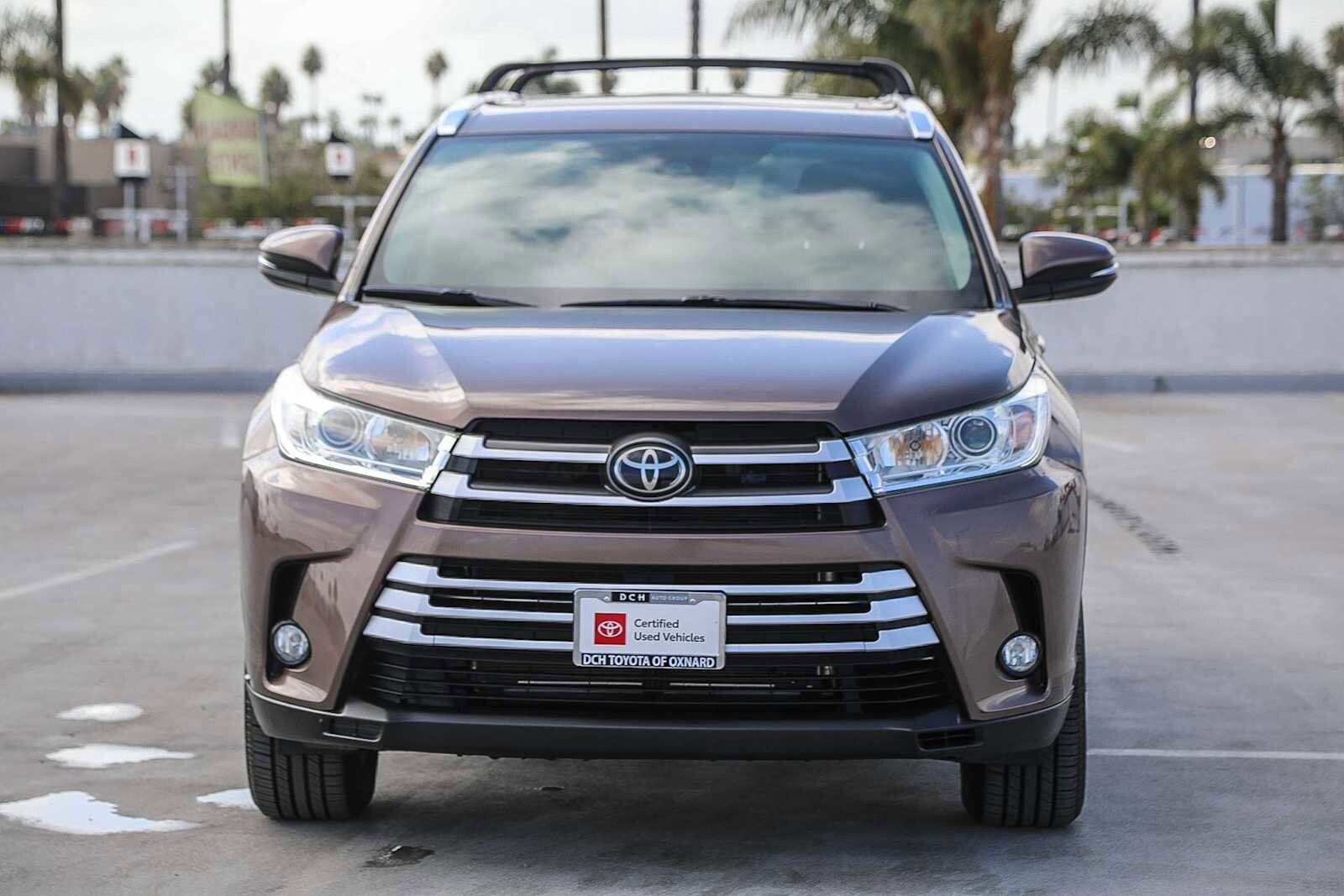 2019 Toyota Highlander XLE photo 2