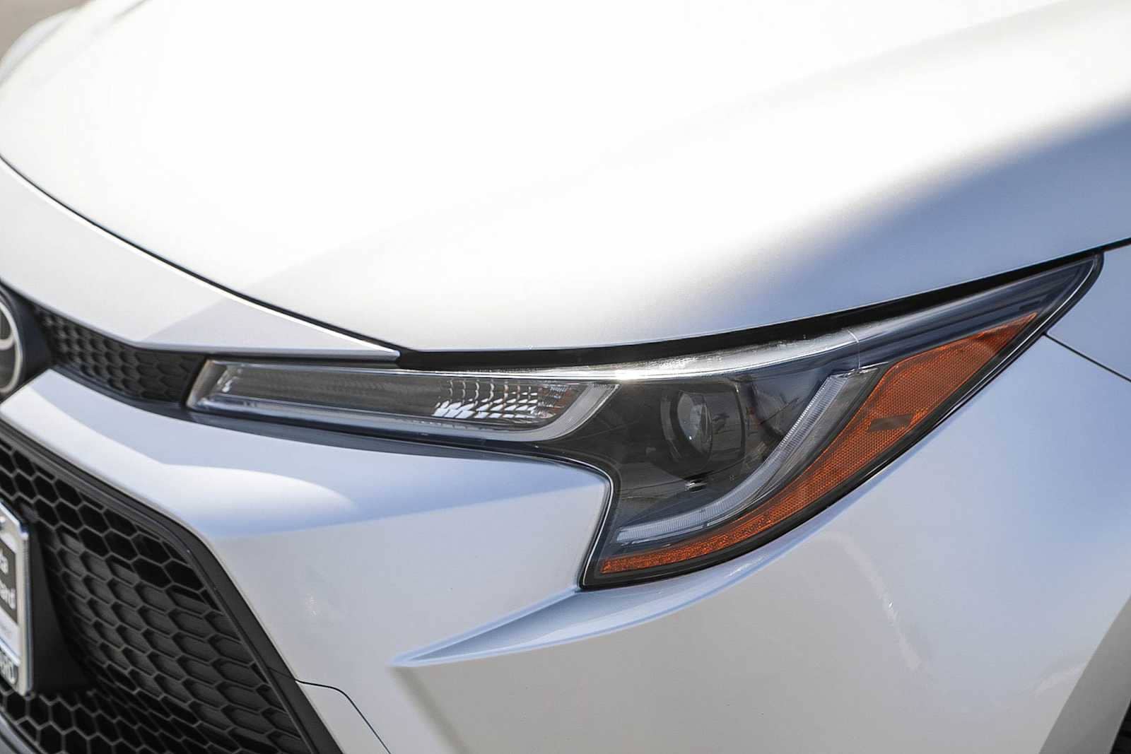 Thumbnail: 2022 Toyota Corolla - 9