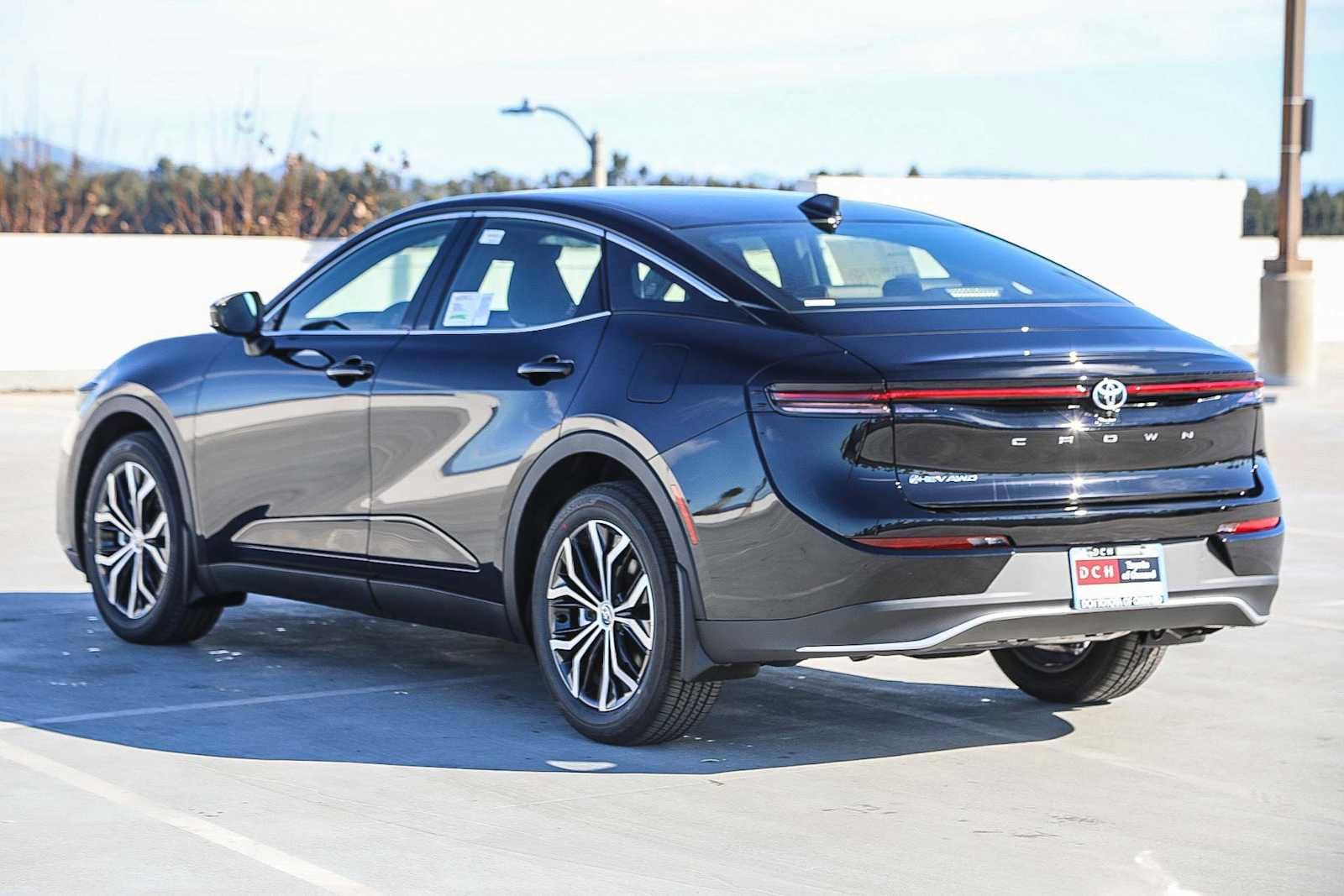 Thumbnail: 2026 Toyota Crown - 7