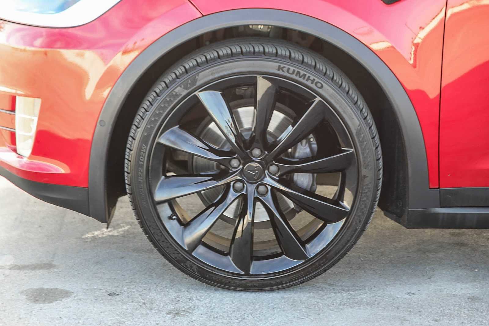 Thumbnail: 2019 Tesla Model X - 10