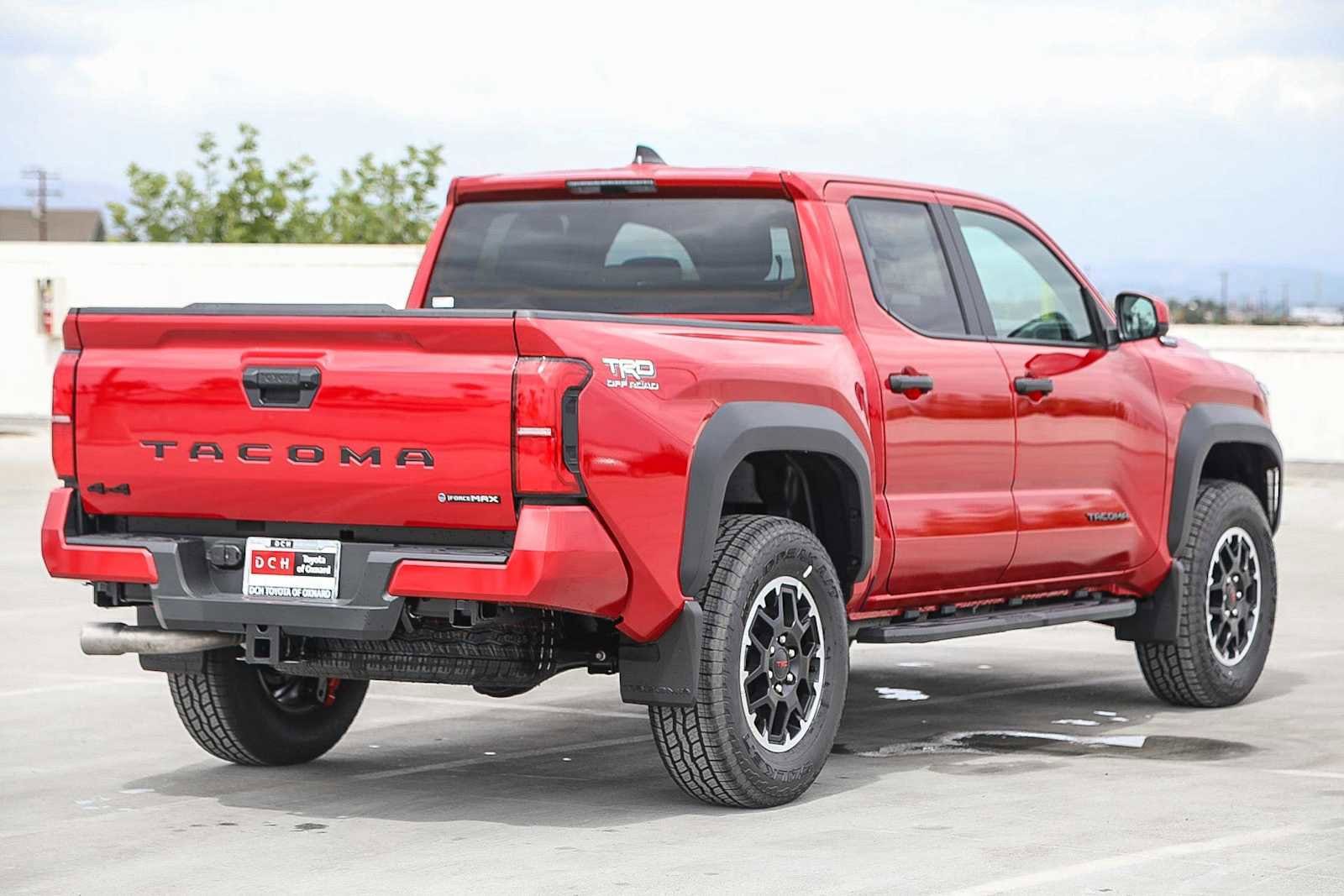 Thumbnail: 2025 Toyota Tacoma - 4